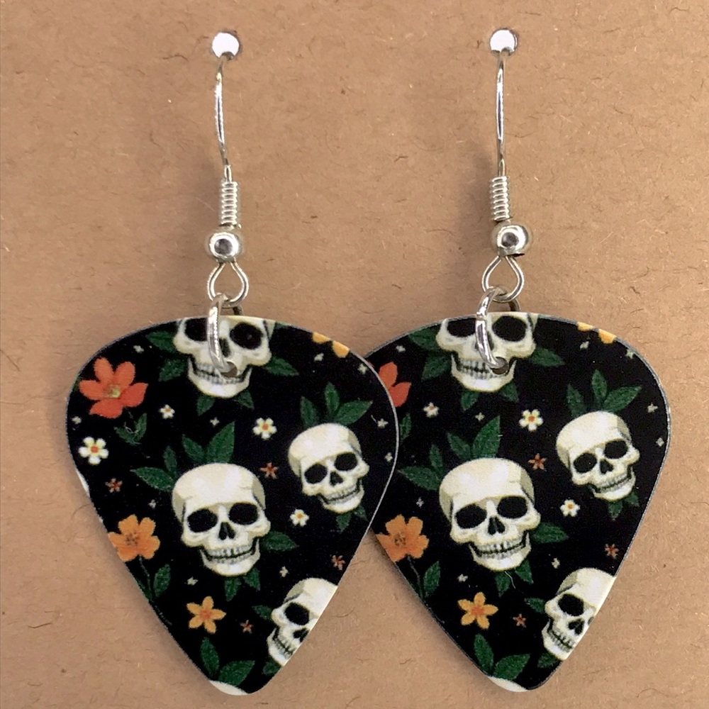 Skull Guitar Pick Custom Earrings Fashion Jewelry - Picture 4 of 4